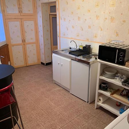 Studio Ideal Travail, Famille, Tout Y Est … Apartment Dompierre-sur-Besbre Exterior foto